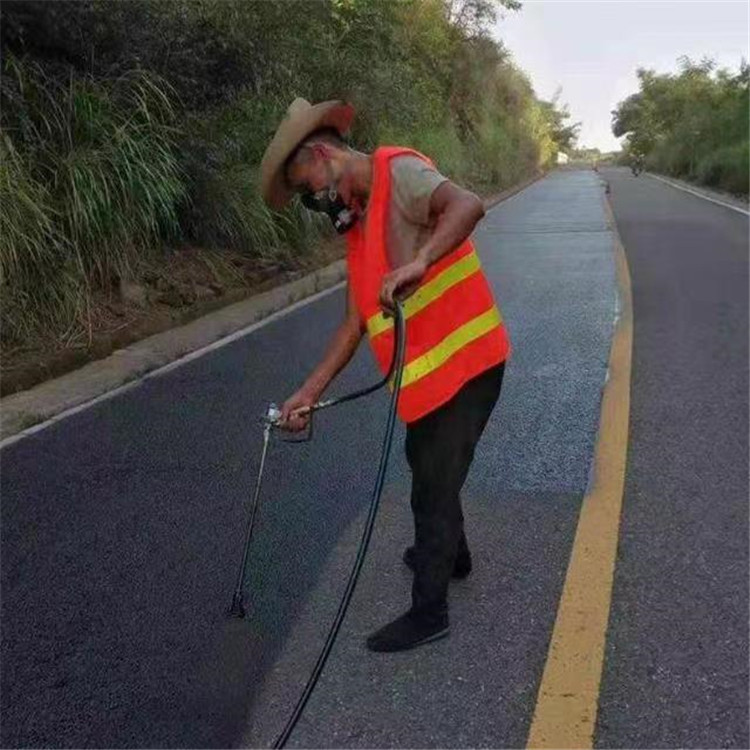海北 彩色防滑路面的底涂是保障路面附着力